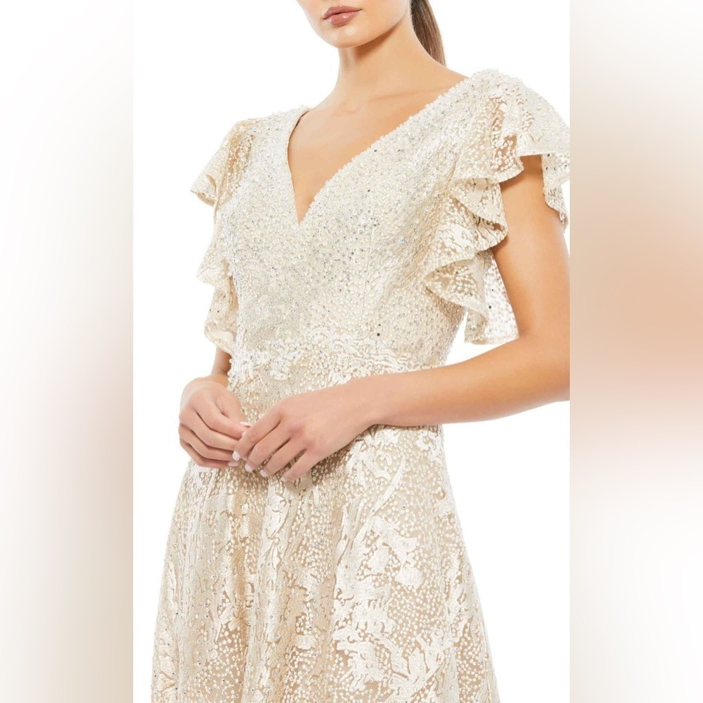 Graceful V-neck Evening Gown by Mac Duggal Style 20310 NWT in Ivory/Nude - Picture 3 of 7